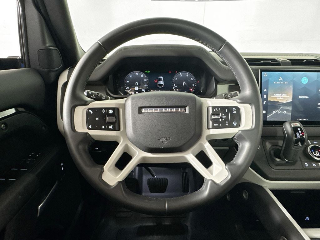 2025 Land Rover Defender 110 P300
