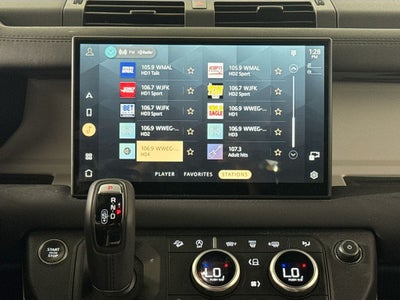 2025 Land Rover Defender 110 P300