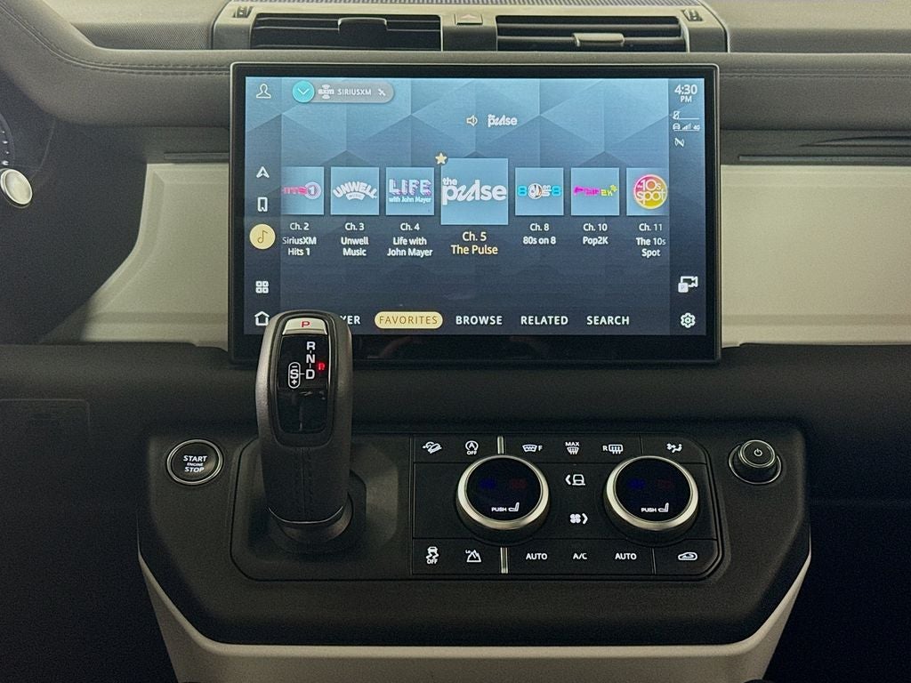 2025 Land Rover Defender S