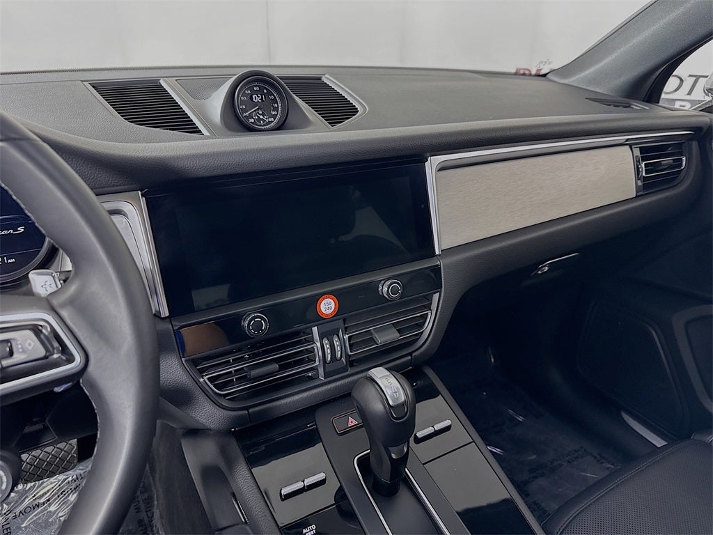 2023 Porsche Macan S