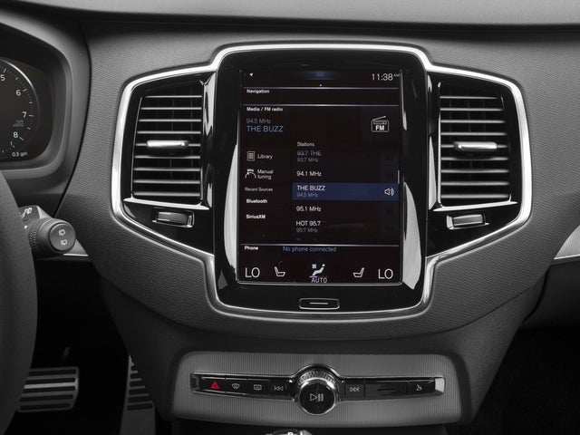 2017 Volvo XC90 T6 R-Design