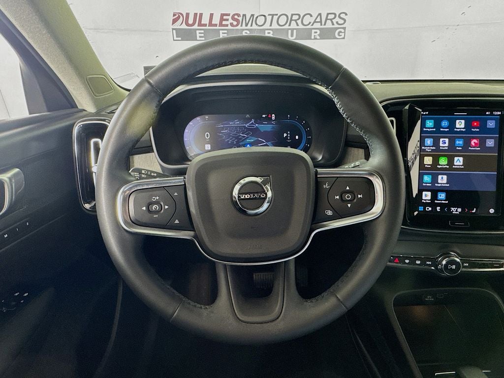 2023 Volvo XC40 B5 Core