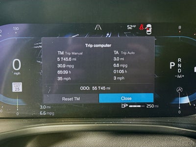 2023 Volvo XC40 B5 Core