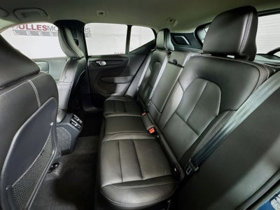 2023 Volvo XC40 B5 Core
