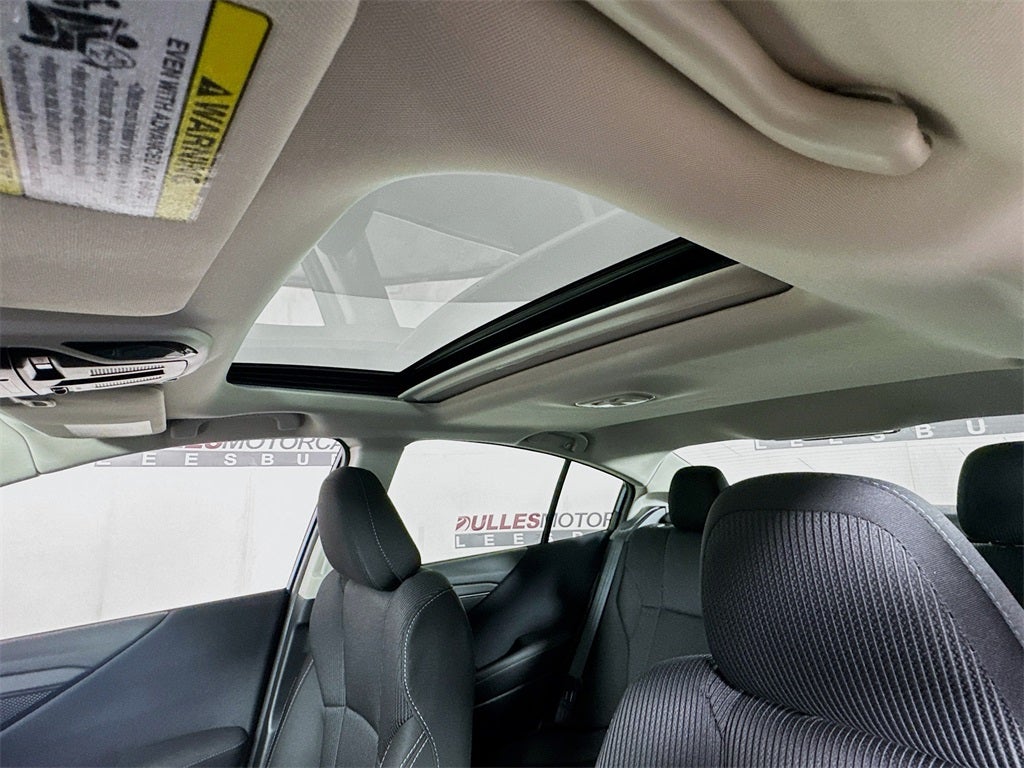 2025 Subaru LEGACY Premium