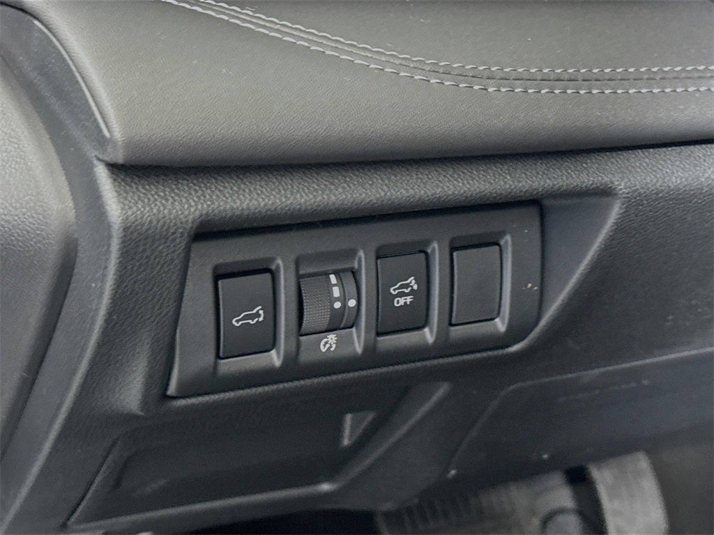 2025 Subaru OUTBACK Touring