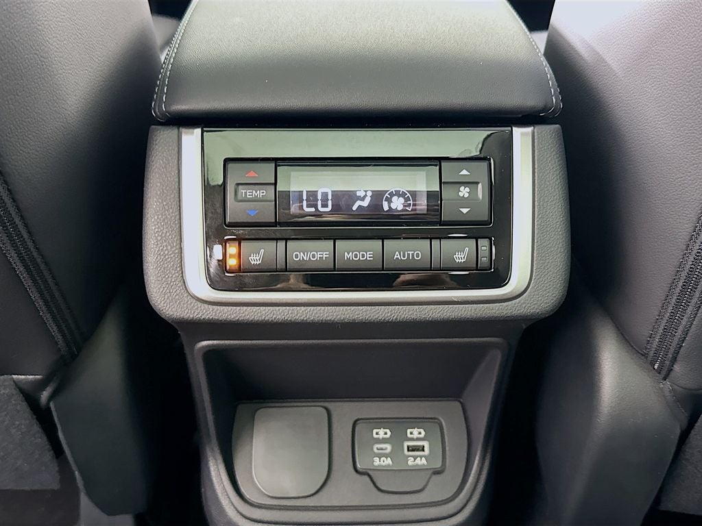 2026 Subaru ASCENT Limited 8-Passenger