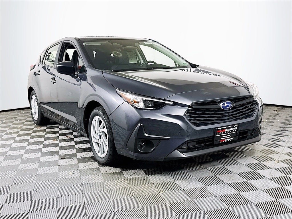 2025 Subaru IMPREZA Base
