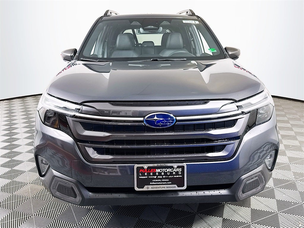 2025 Subaru FORESTER Limited