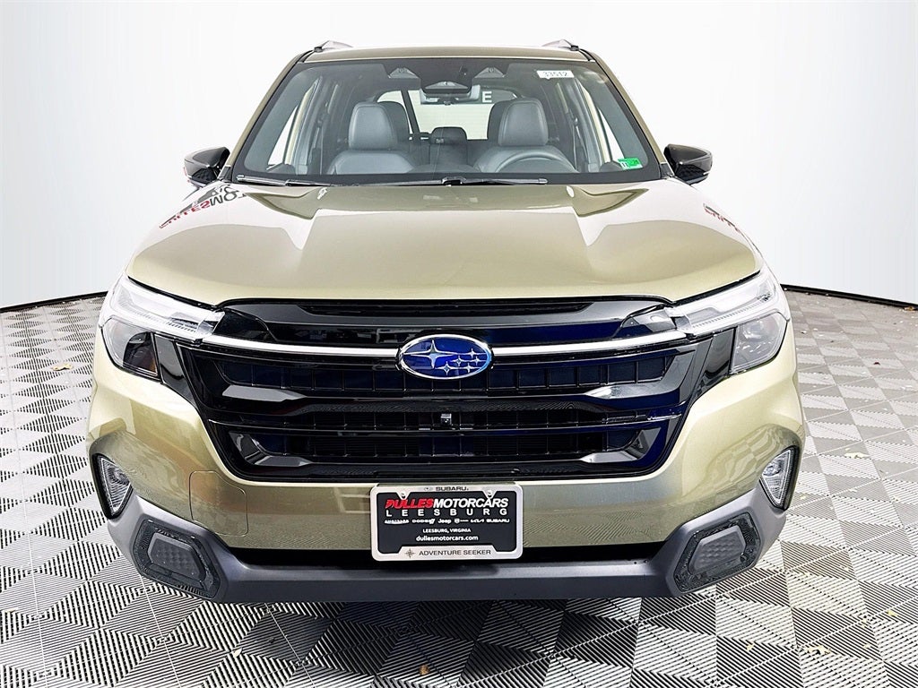 2025 Subaru FORESTER Touring