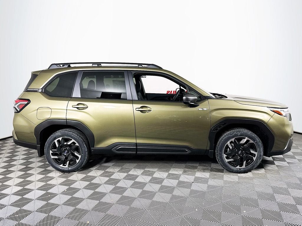 2025 Subaru FORESTER Limited Hybrid