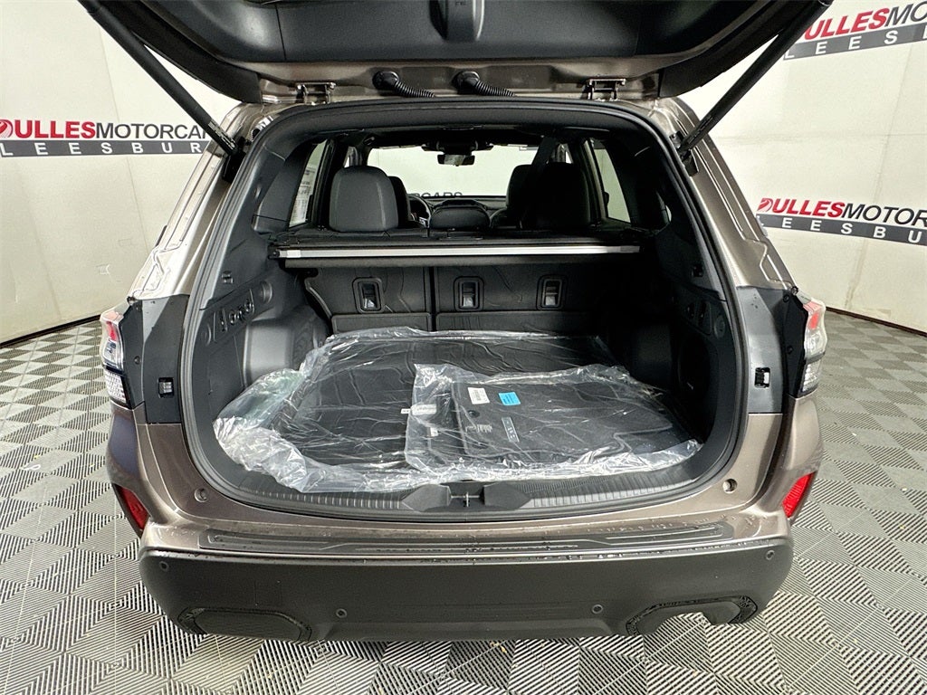 2025 Subaru FORESTER Touring Hybrid