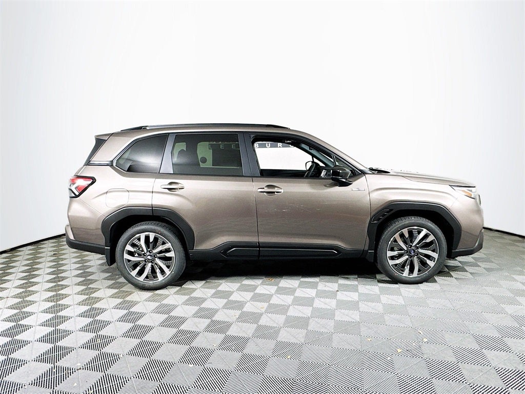 2025 Subaru FORESTER Touring Hybrid