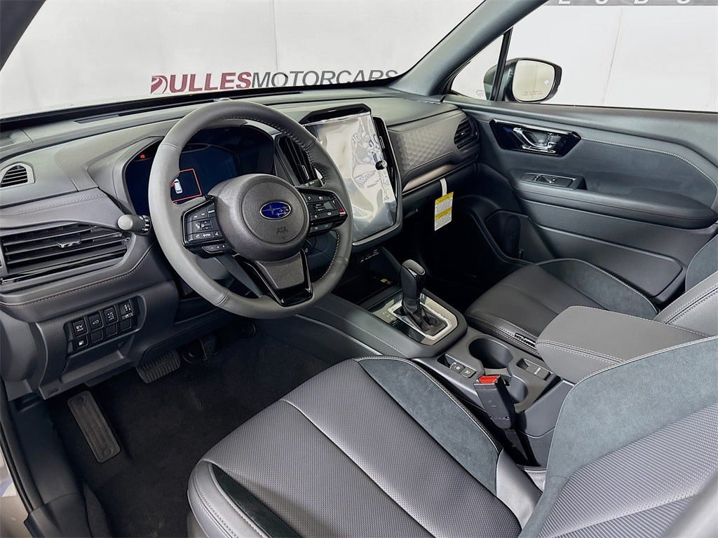 2025 Subaru FORESTER Touring Hybrid