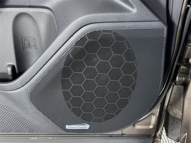 2025 Subaru FORESTER Touring Hybrid