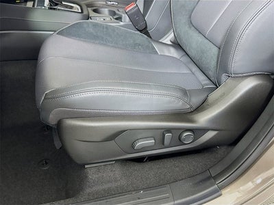 2025 Subaru FORESTER Touring Hybrid