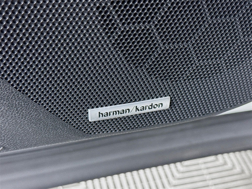 2025 Subaru FORESTER Touring Hybrid