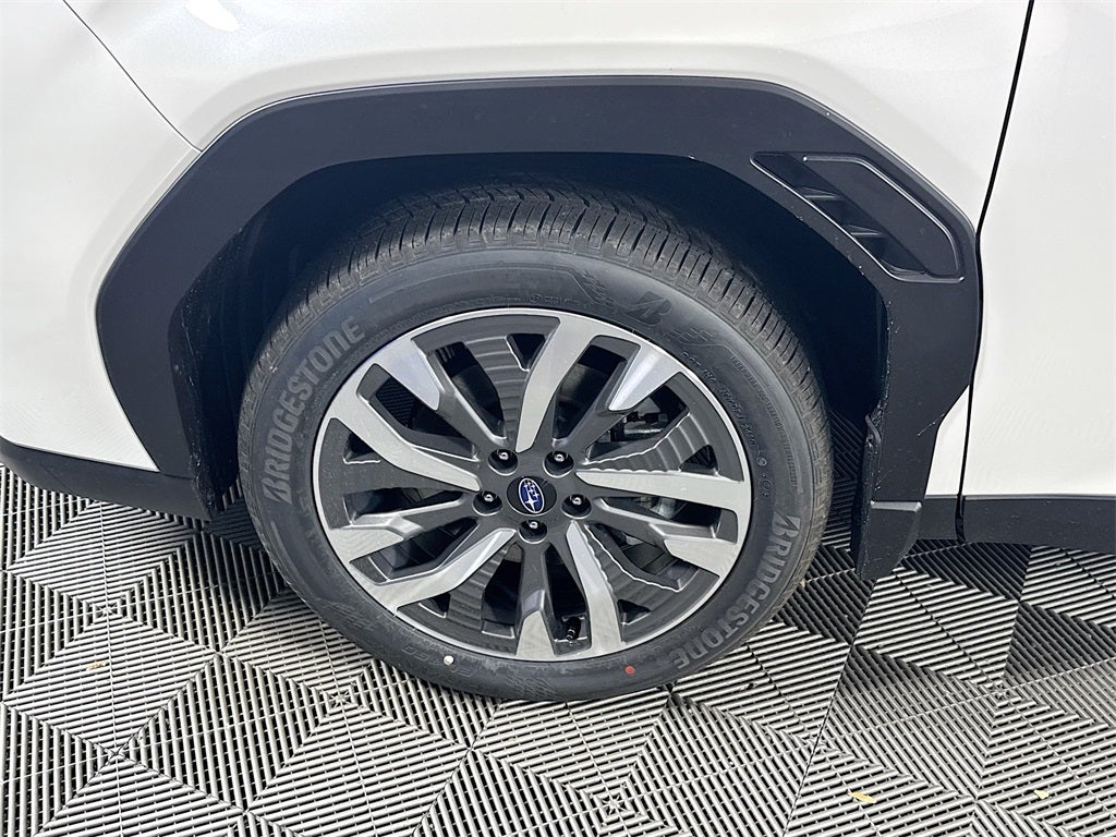 2025 Subaru FORESTER Touring Hybrid