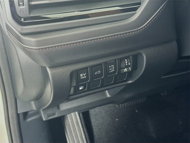 2025 Subaru FORESTER Touring Hybrid