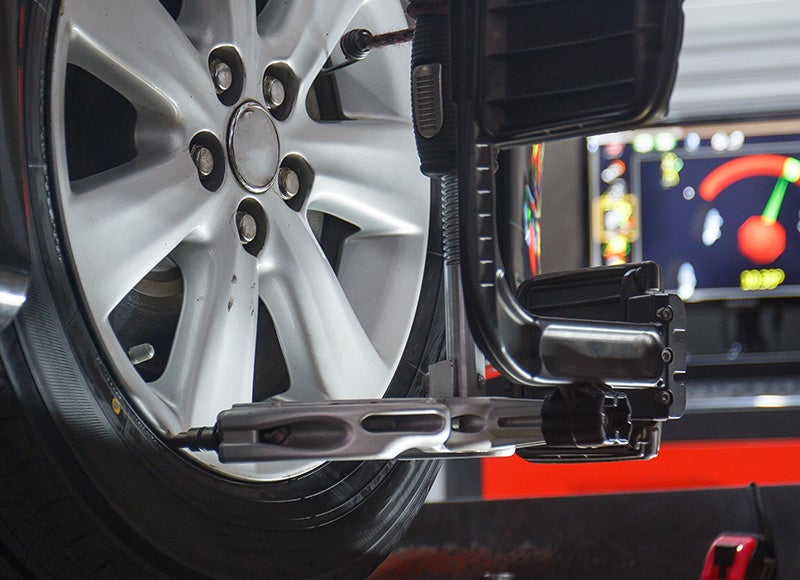 Alignment service on car